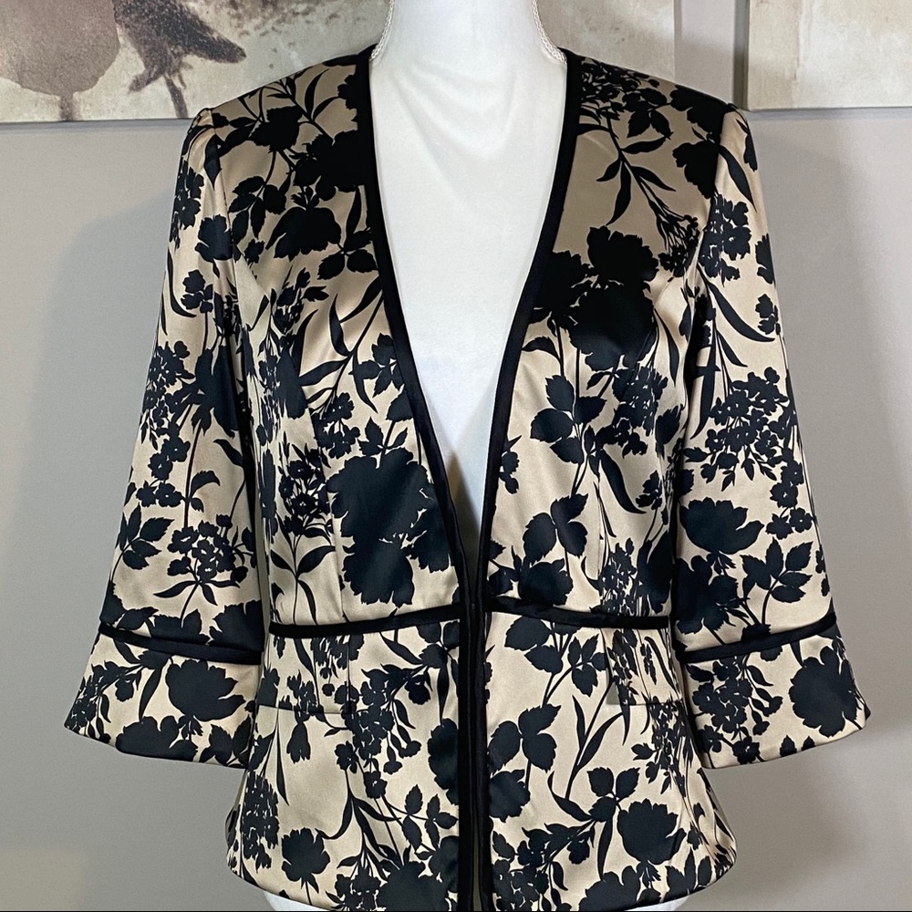 Alex Evenings Floral V-neck Jacket/Blazer